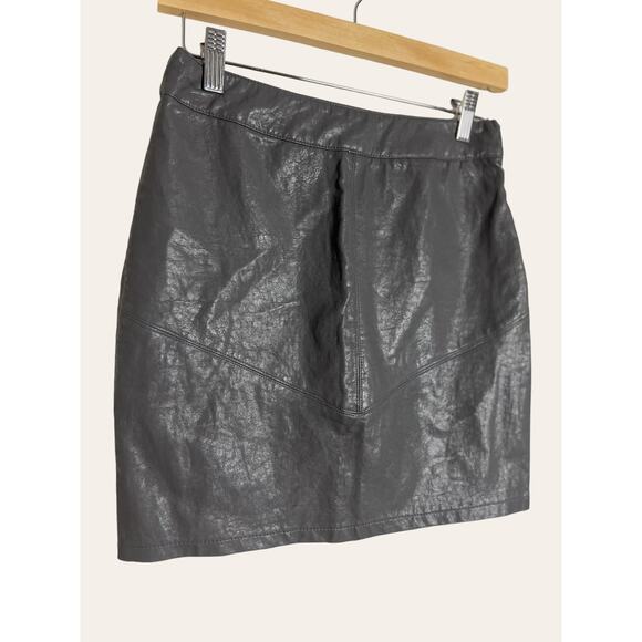 SEEK The Label Gray Faux Leather Mini Skirt Size Small - Picture 4 of 7